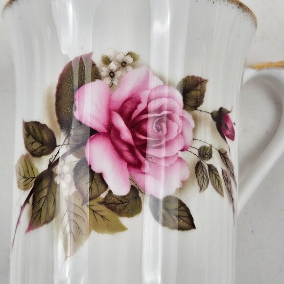 Set Of 2 Regal Heritage Bone China Mugs Pink Rose Floral Design Gold Trim - Picture 8 of 11